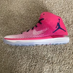 Nike Air Jordan 31 PE Georgetown Breast Cancer Awareness Sneakers